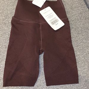 high waisted sculpt knit shirt 6 inch